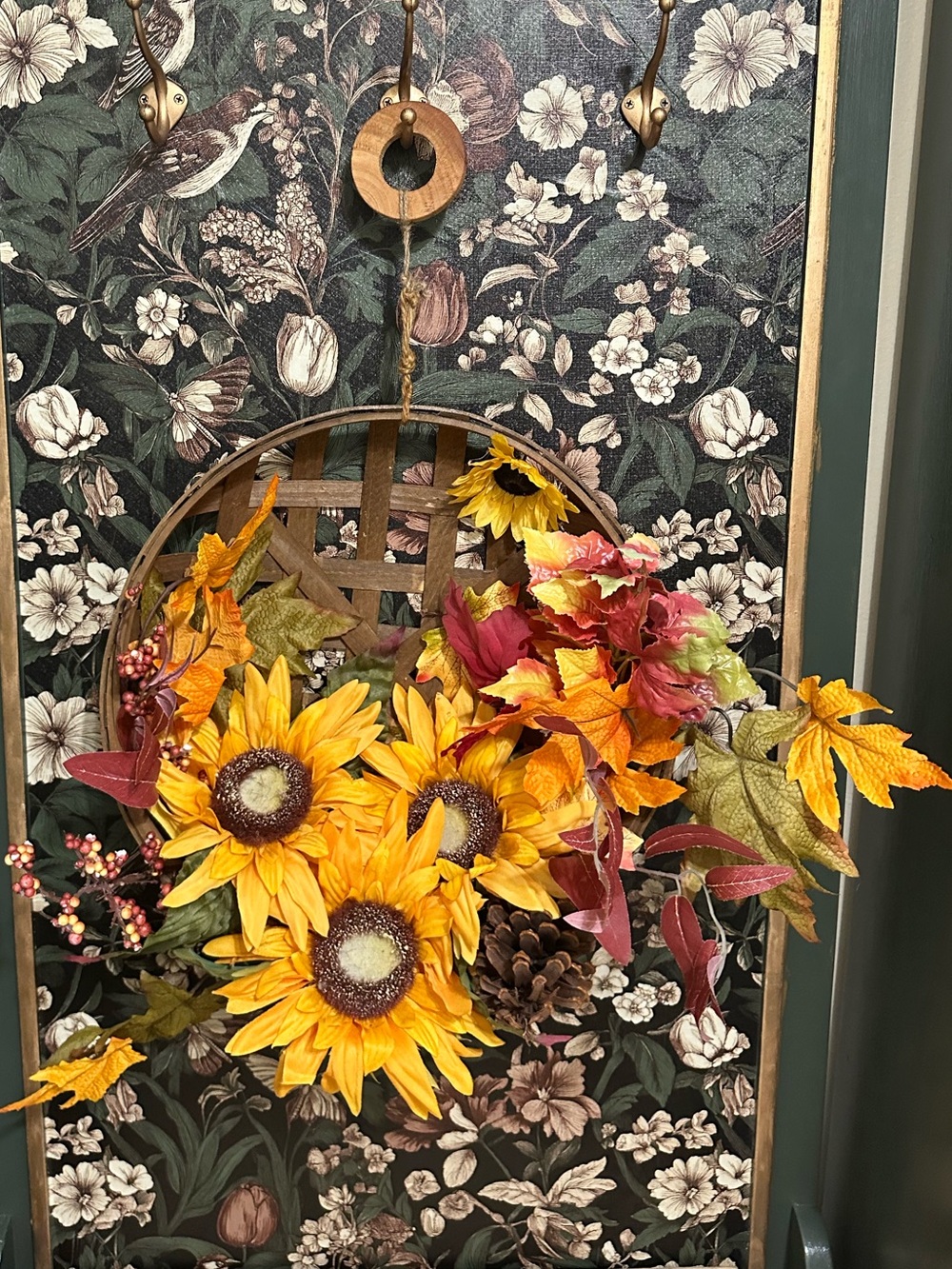Fall Season Sunflower Whicker Basket Wreath for Front Door Fall Decor Wreath